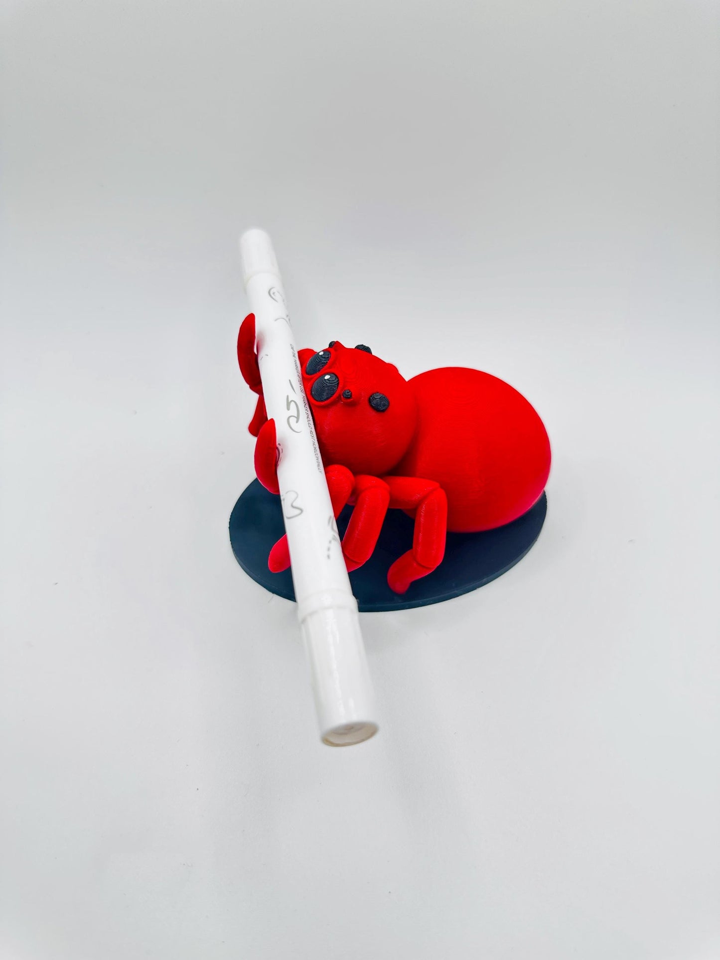 Jumping Spider Pen Holder