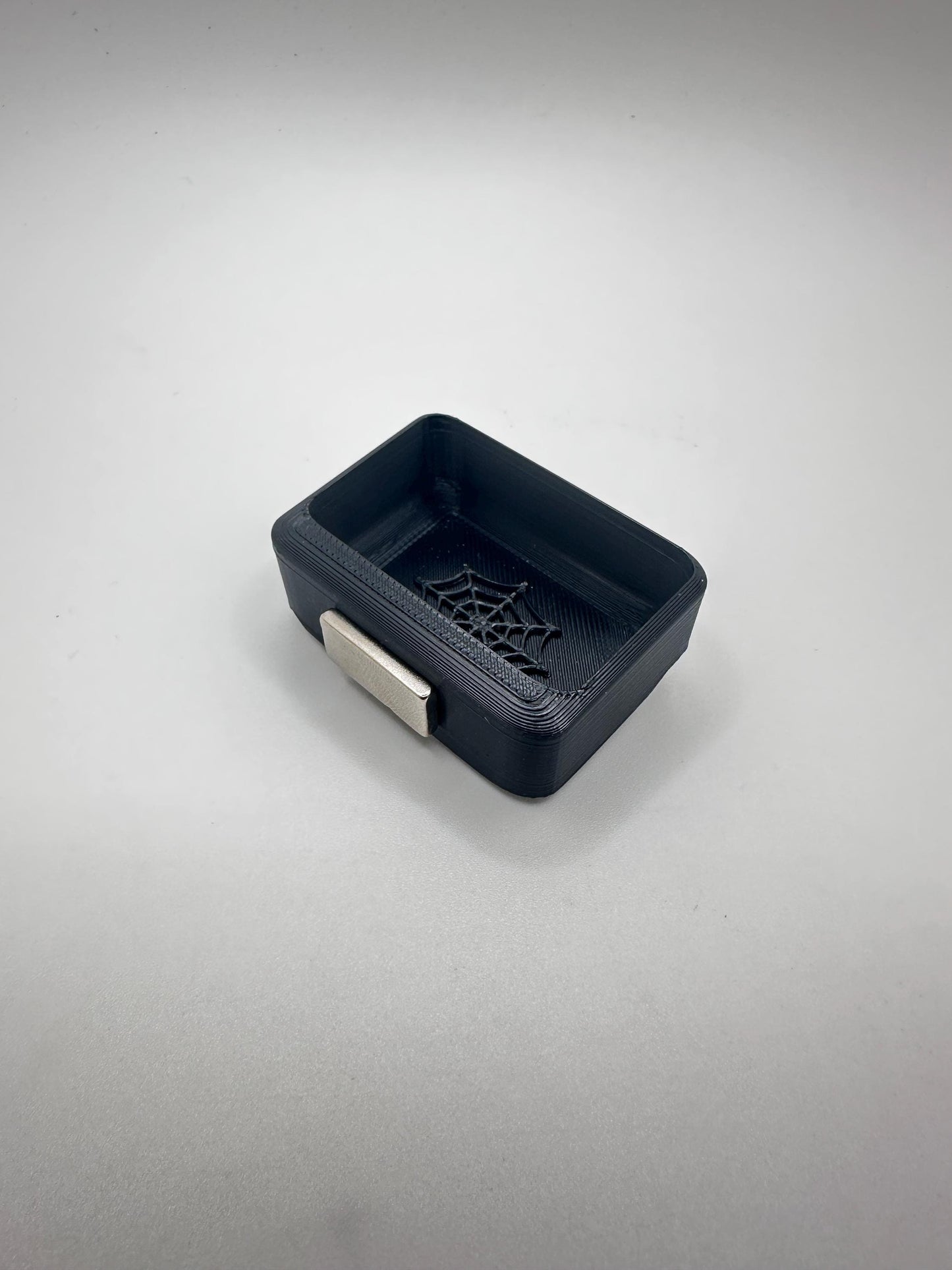 Magnetic Small Feeder | Enclosure Wall Decor