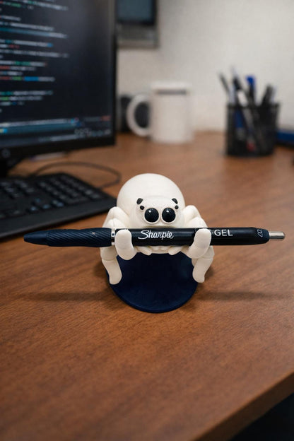 Jumping Spider Pen Holder