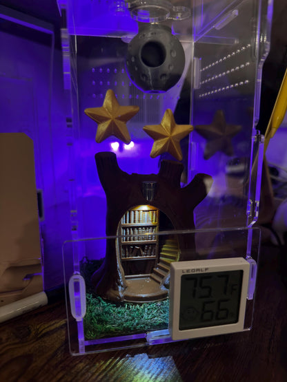 Library Treehouse with Lightbulb.