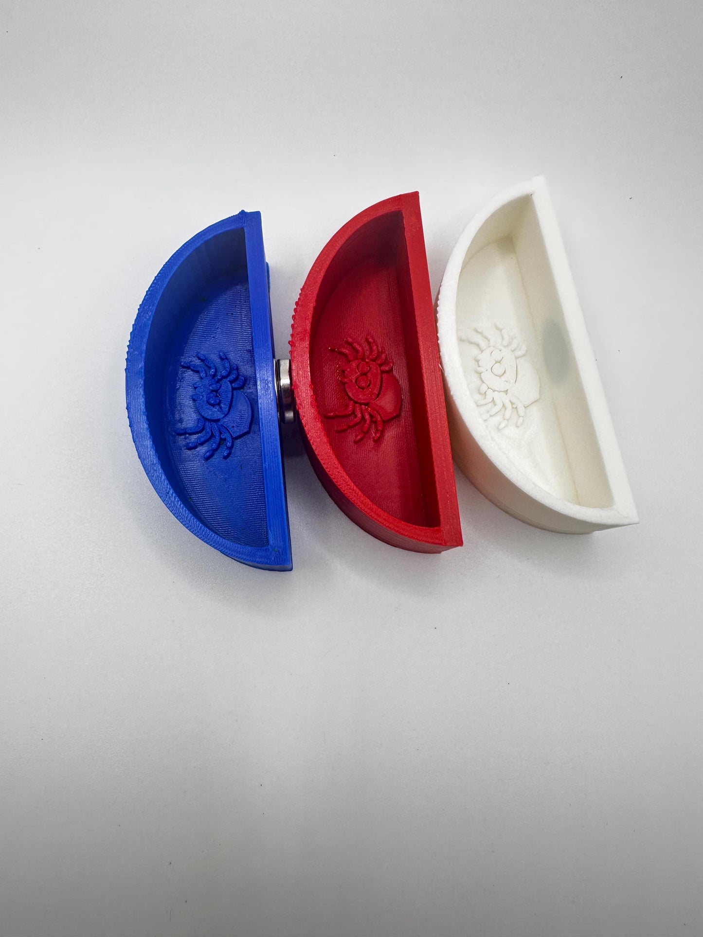 Jumping Spider Magnetic Feeding Tray – color options